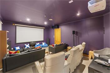 Omaio - TAUPO - Indoor Heated Pool, Spa Pool, Cinema Room, Lake Views - Taupo