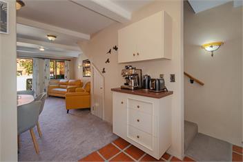 Monaco Village Apartment - Nelson