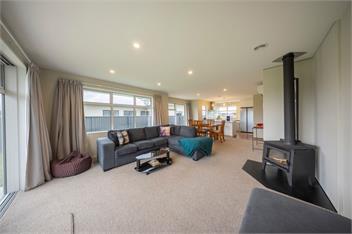 Fiordland Getaway (Bachcare) - 