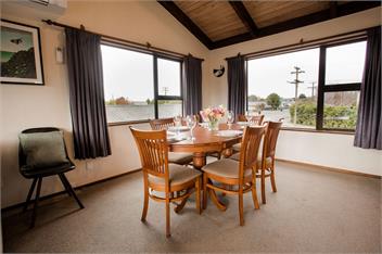 Four Peaks Matai Escape (Bachcare) - 