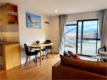 Central Vista - 