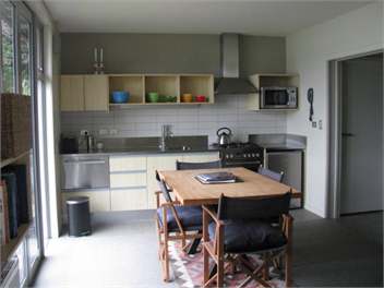 Lonnekers Beach Accommodation - Stewart Island