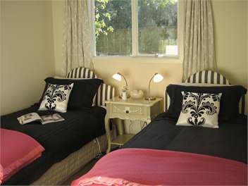 Number 10 - Kuratau w SPA  - Turangi