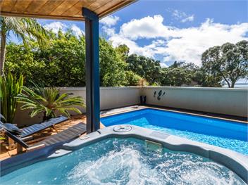 Beachside Holiday (Bachcare) - Auckland City