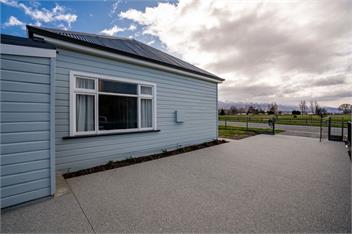Lake Dunstan Cottage (Bachcare) - Cromwell
