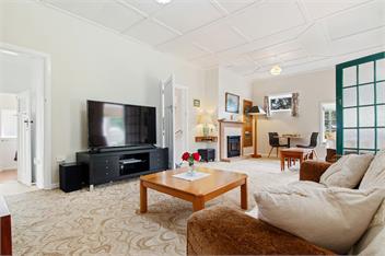 Whare Nui on Rennie (Bachcare) - Thames