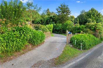 Lakeside Lookout (Bachcare) - Lake Tarawera