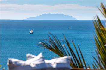 OCEAN BREEZE COTTAGE - Coast & Country - Waiheke Island