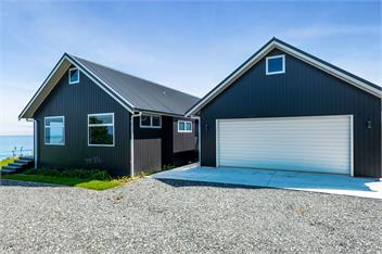 MŌKAU BEACH HOUSE - Mokau