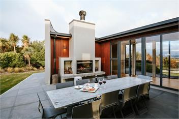 Mt Gold Retreat - Sleeps 8 - Spa Pool - Tennis Court - Wanaka