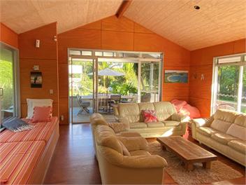 Medland's Beach Hideaway - Auckland