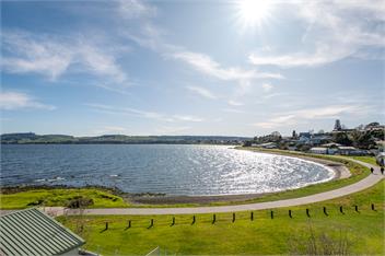 Lake Taupo  Apartment - Waimahana 8 - Best Lake Views - Taupo
