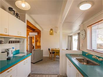Kaka Retreat (Bachcare) - Taupo