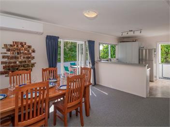Seashells Bach (Bachcare) - Whangamata