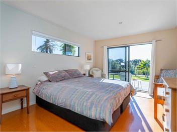 Wai Whare (Bachcare) - Whitianga