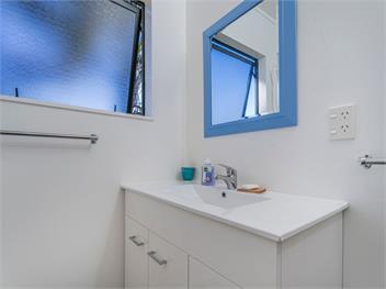 Wai Whare (Bachcare) - Whitianga