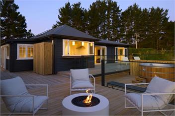 Blackwood Luxury Hideaway - Te Horo