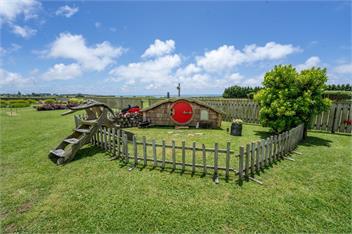 Onaeros Cute Little Cottages (Bachcare) - Waitara