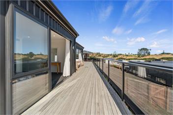 Sunset Stay (Bachcare) - Raglan