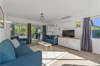 Huia Cottage (Bachcare) - Taupo