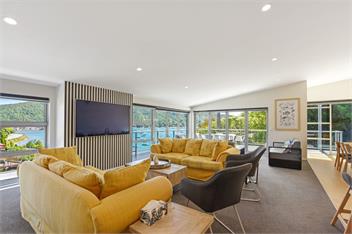 Waikawa Bay View (Bachcare) - Picton