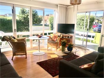 Top Surf Beach ..Central beach location. 521a Achilles Avenue - Coromandel 