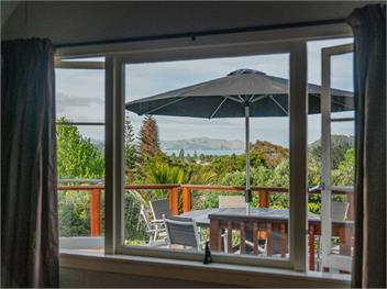 Coro Harbour View (Bachcare) - Coromandel