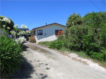 Kakanui Beach Bach Paradise - Oamaru