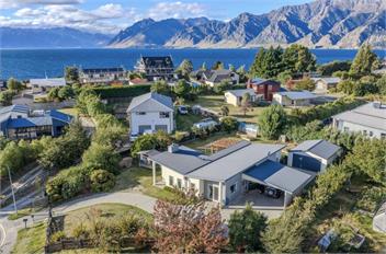 Hawea House - 