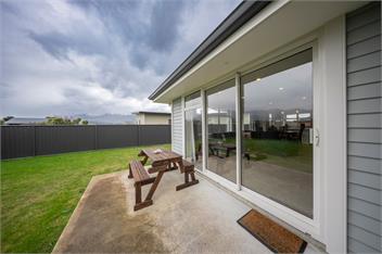 Fiordland Getaway (Bachcare) - 