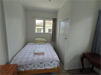 7 Beds including 4 Double Beds, 1 Single Bed, 2 Double Sofa Beds House A -