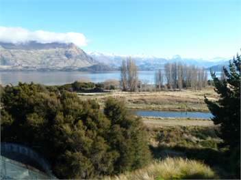 Penrith Park luxury holiday home - Wanaka