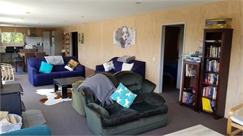 Stunning Views, Warm, Central & Quiet Little Hill - Ohakune