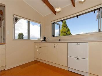 Views on Rimu (Bachcare) - Whitianga