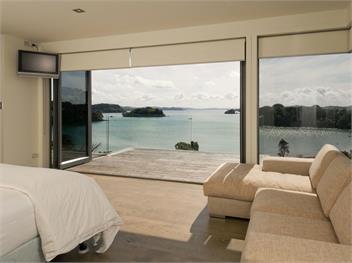 Oke Beach House (Bachcare) - Rawhiti