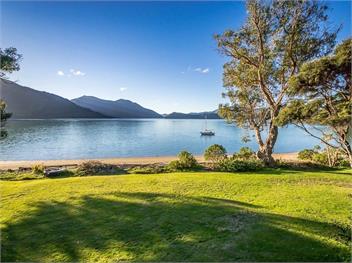 Sounds Magic (Bachcare) - Moetapu Bay