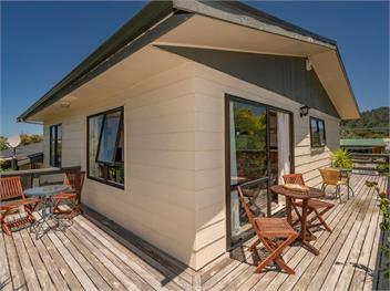 Jacaranda Lodge (Bachcare) - Whangamata
