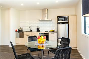 Lawn Cottages - Kowhai Cottage - Hastings