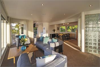 Aquavista - Incredible Nelson Sea Views - Nelson