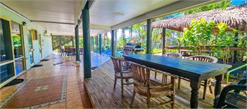 Tipani Lodge - Ngatangiia