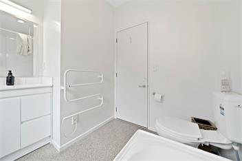 Beachfront Getaway (Bachcare) - Waikanae Beach