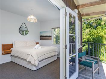 Birdsong (Bachcare) - Whangamata