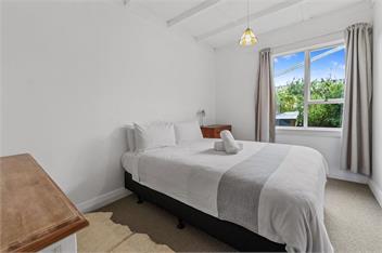 Serene Stay (Bachcare) - New Plymouth