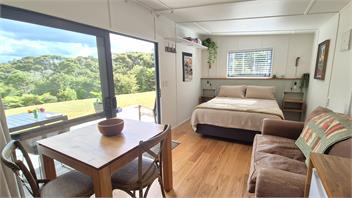 Hosts on the Coast Fernhaven Cabin - Whitianga
