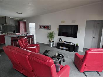 De Vine Martinborough 14a Holiday Home - Wairarapa
