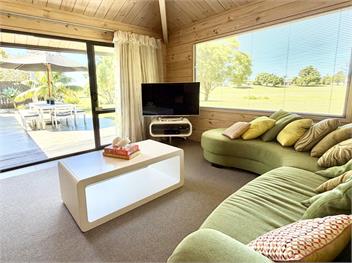 Hosts on the Coast Pauanui Parkside Retreat - Pauanui