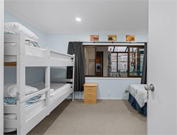 Pukehina Beach. Accommodating 19 guests. - Tepuke