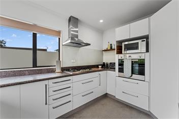 Pataka Lookout - 3 bdrm home, close to lake & town! - 