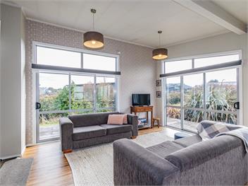 Mountainview Glimpse (Bachcare) - 