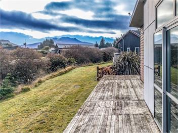Mountainview Glimpse (Bachcare) - 